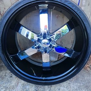 U2 26s w/Blk lip(car paint) 6x139.7 (4)Gd 305/30/26s $2000 Atlanta ga area !!